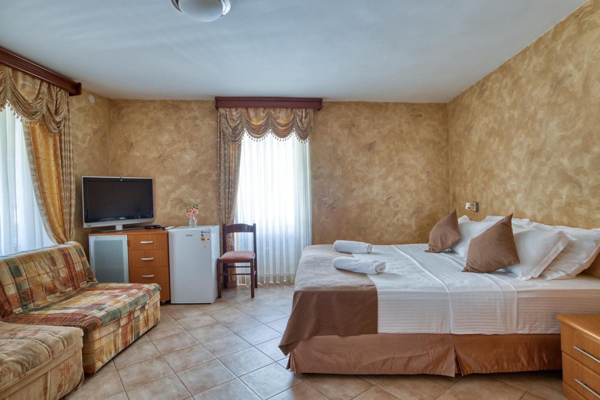 Hotel Rendez Vous Kotor Eksteriør billede