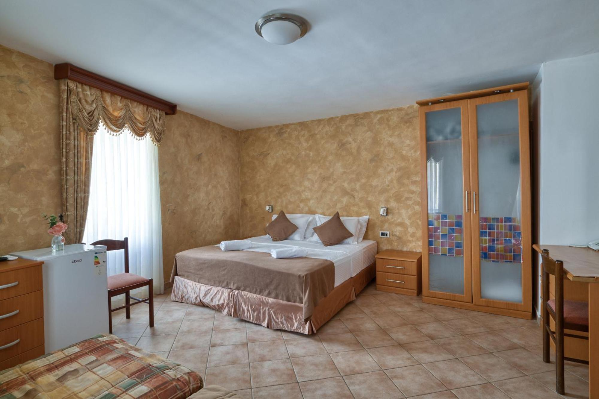 Hotel Rendez Vous Kotor Eksteriør billede
