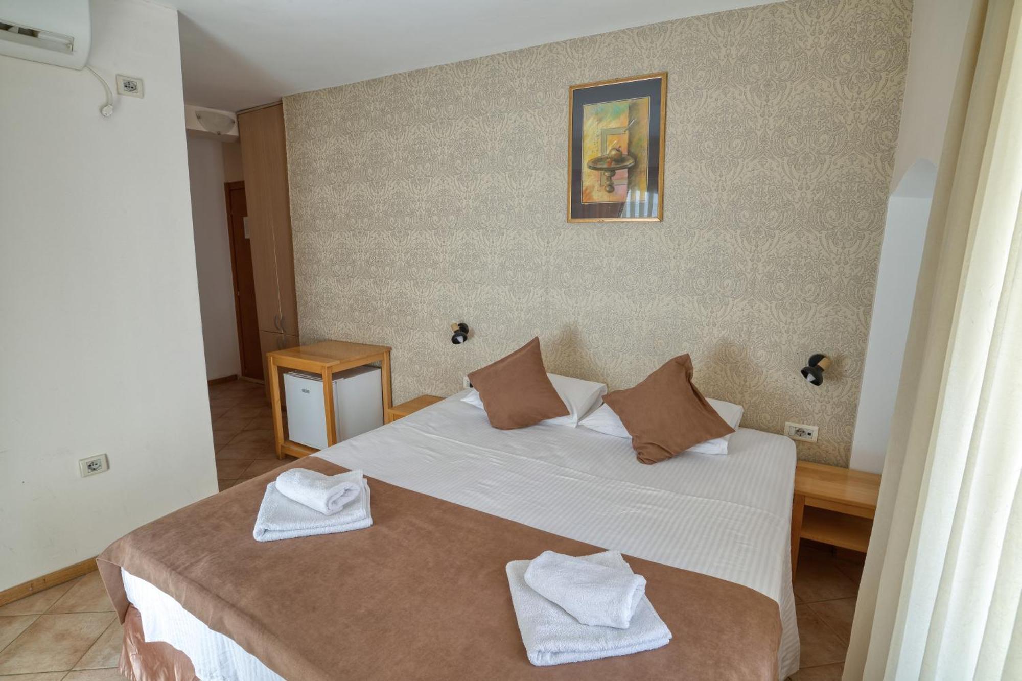 Hotel Rendez Vous Kotor Eksteriør billede