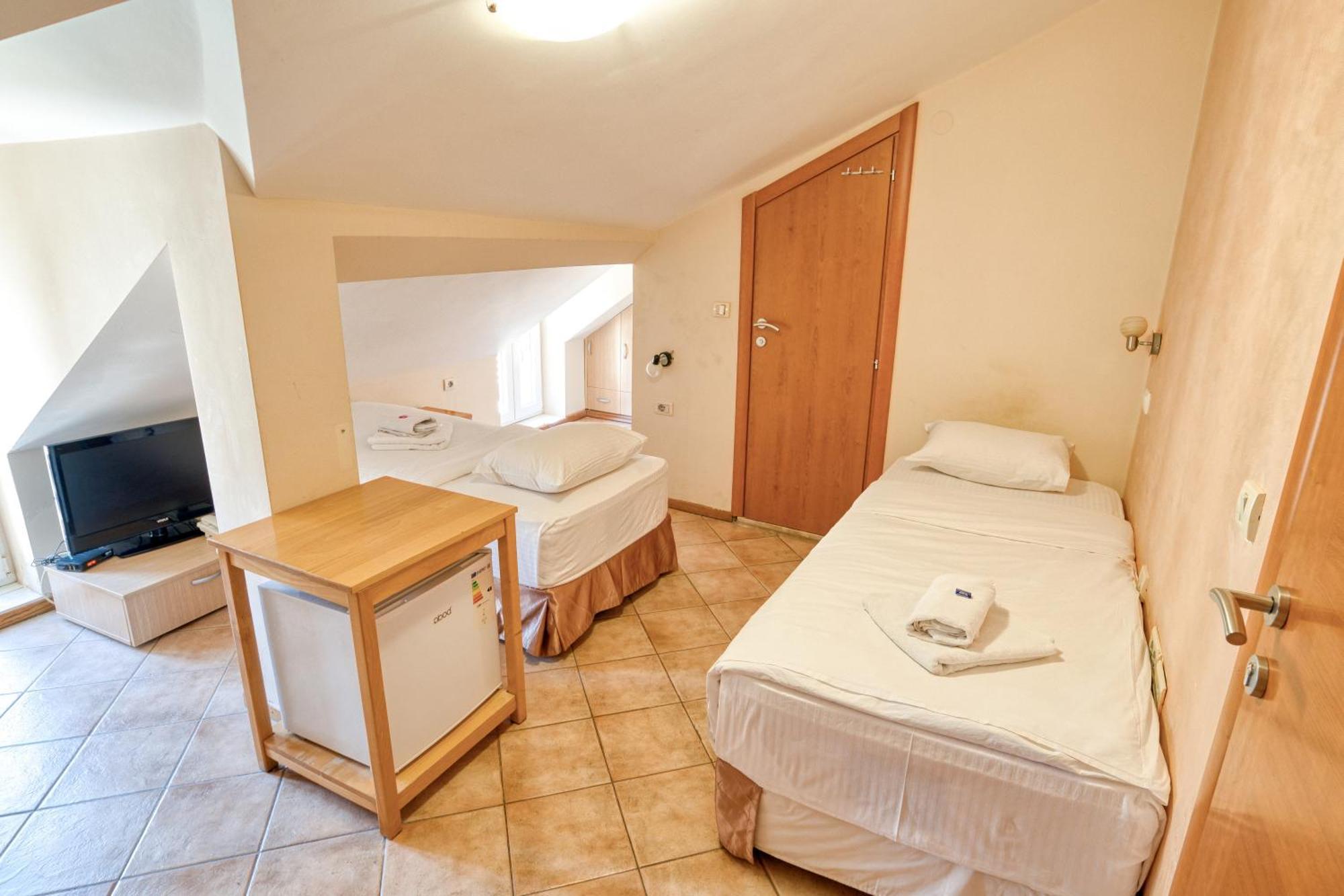 Hotel Rendez Vous Kotor Eksteriør billede