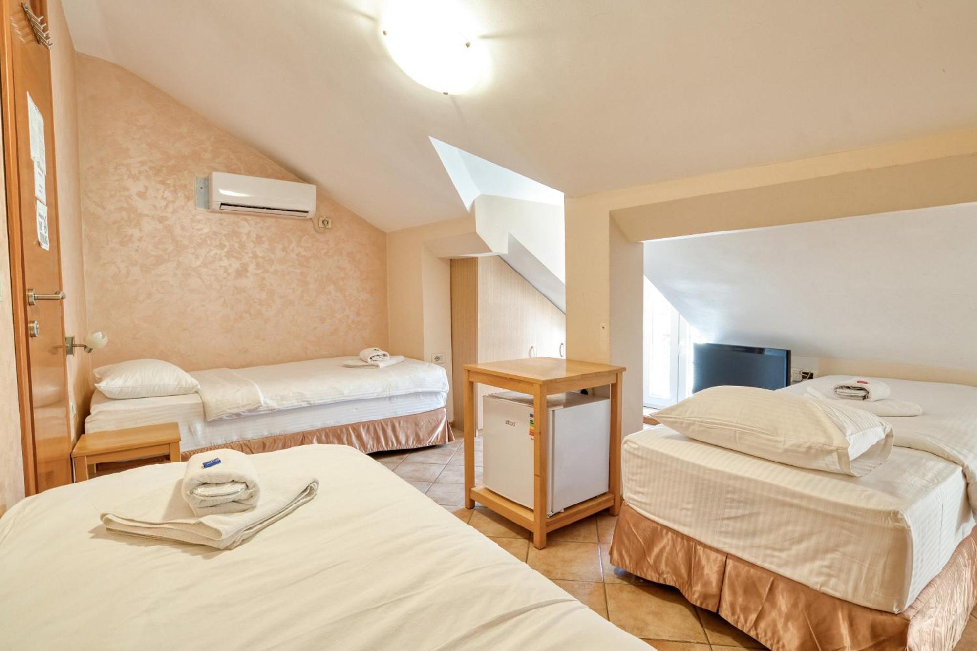 Hotel Rendez Vous Kotor Eksteriør billede