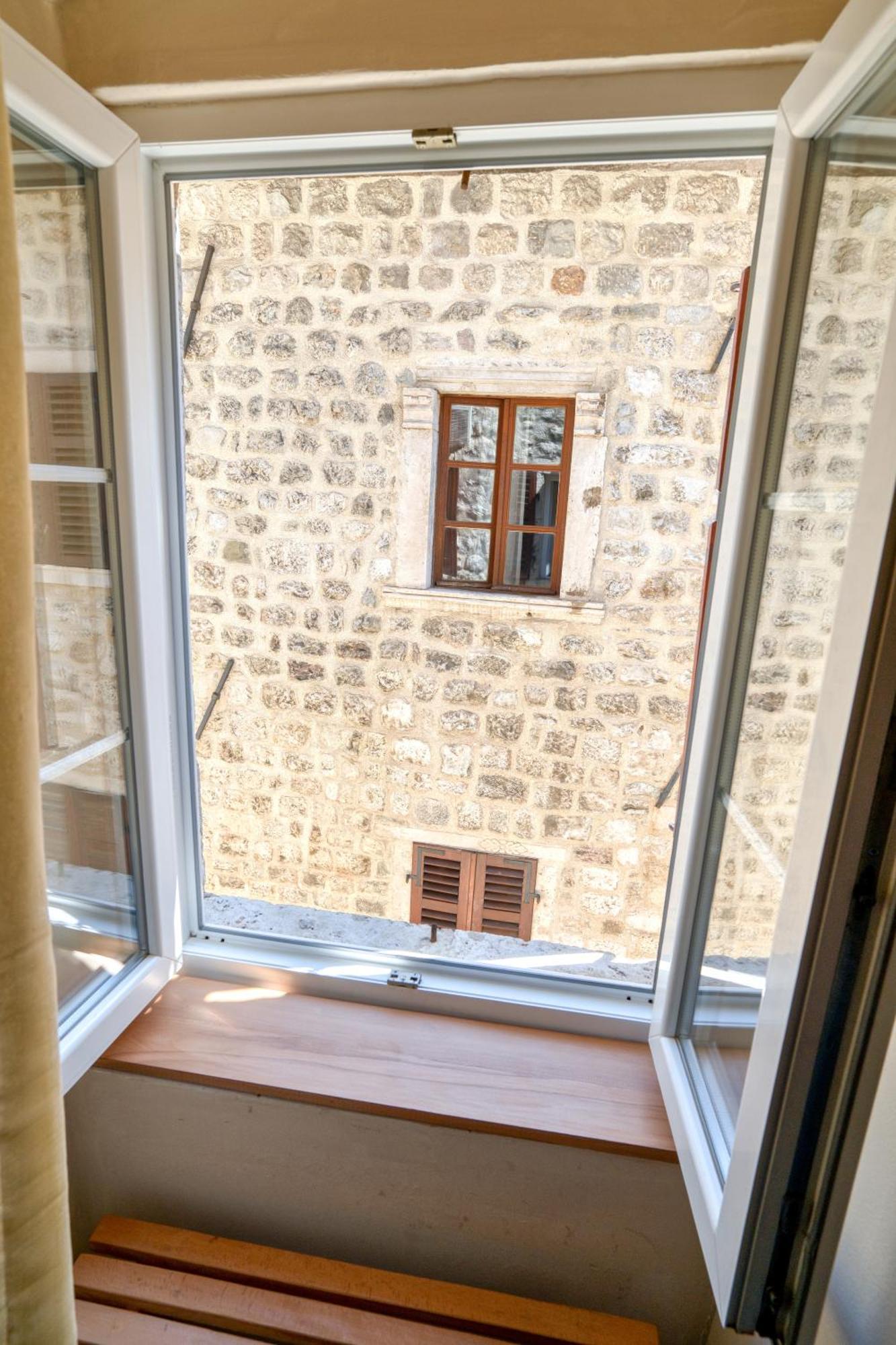 Hotel Rendez Vous Kotor Eksteriør billede