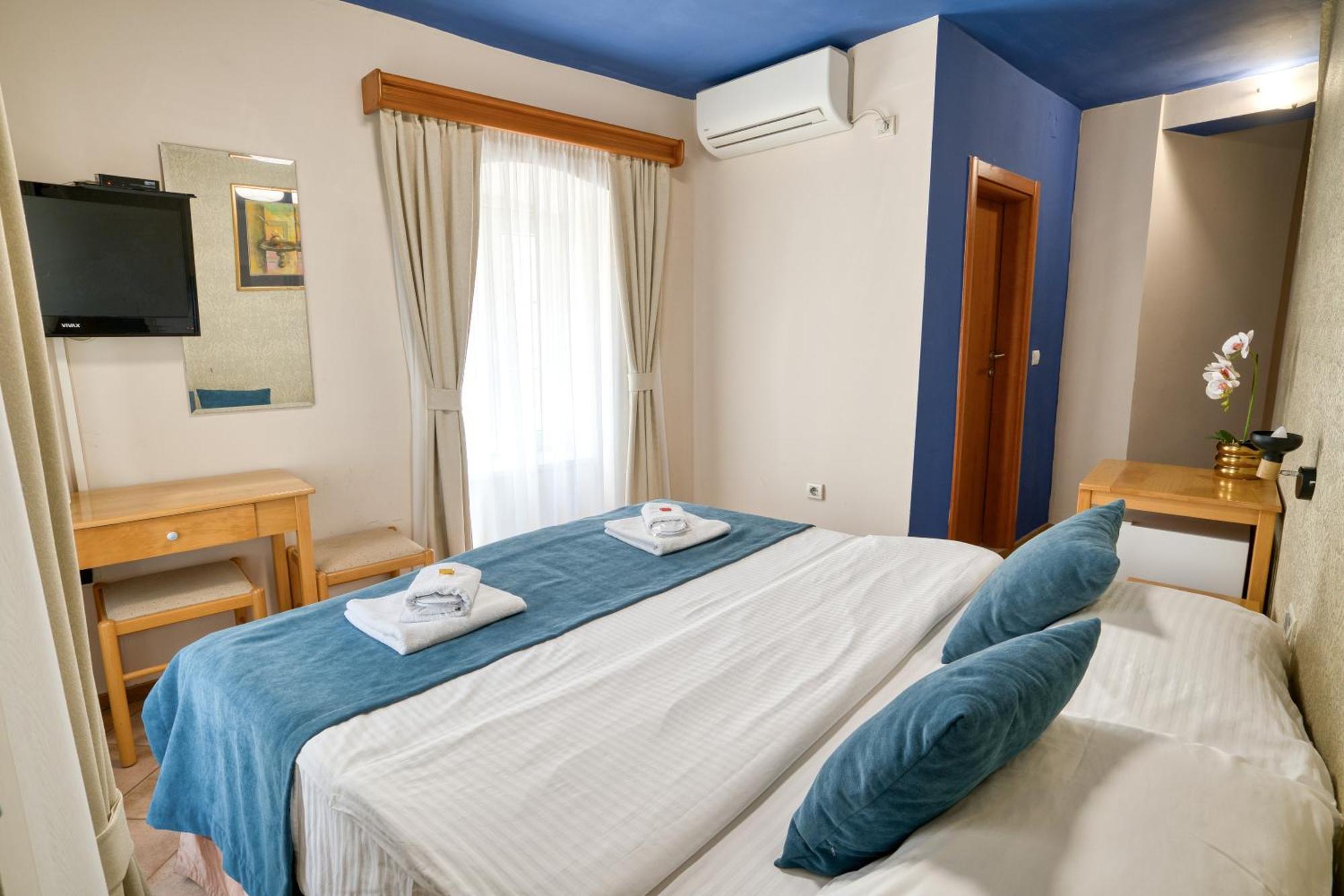 Hotel Rendez Vous Kotor Eksteriør billede