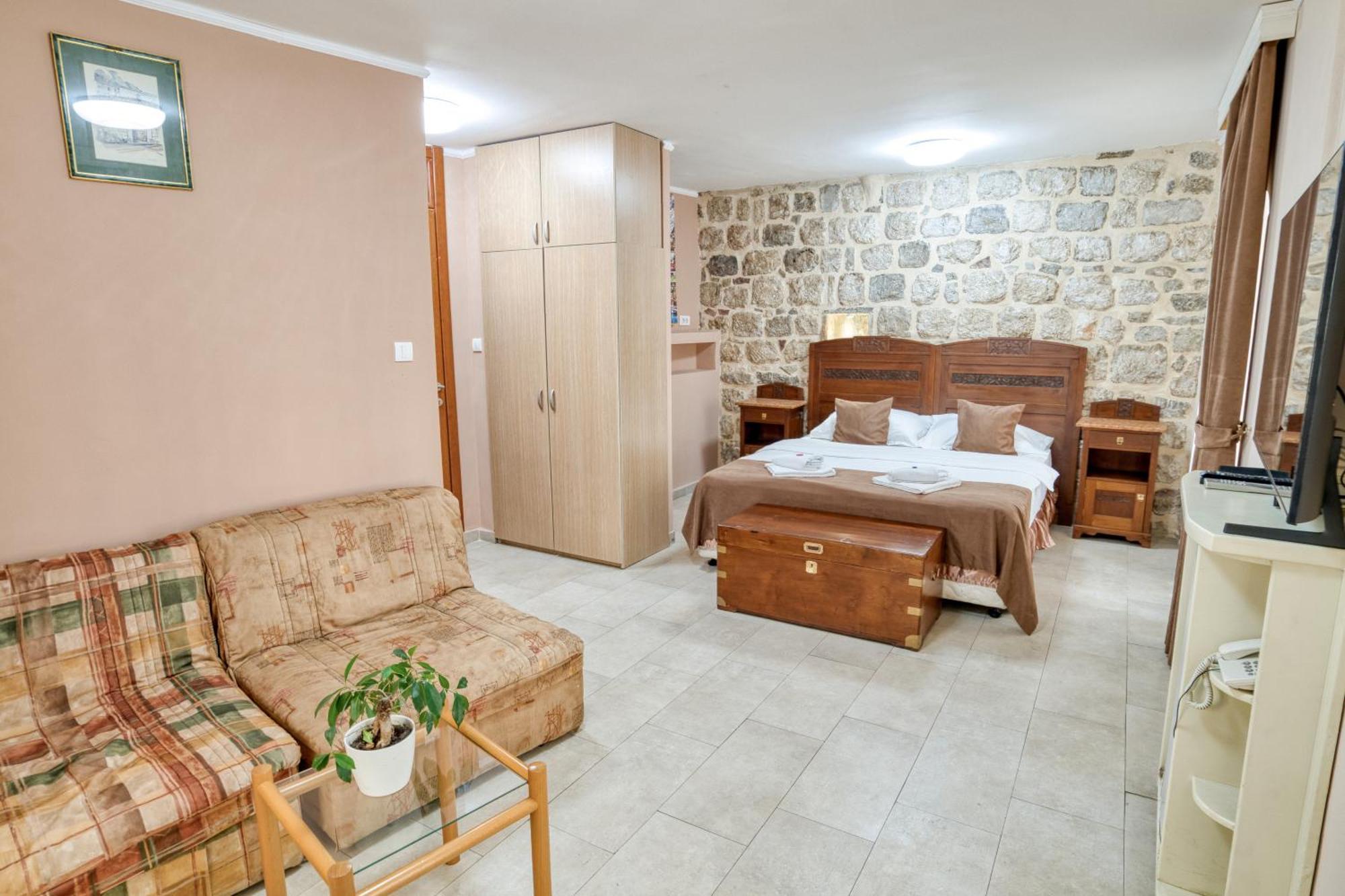 Hotel Rendez Vous Kotor Eksteriør billede