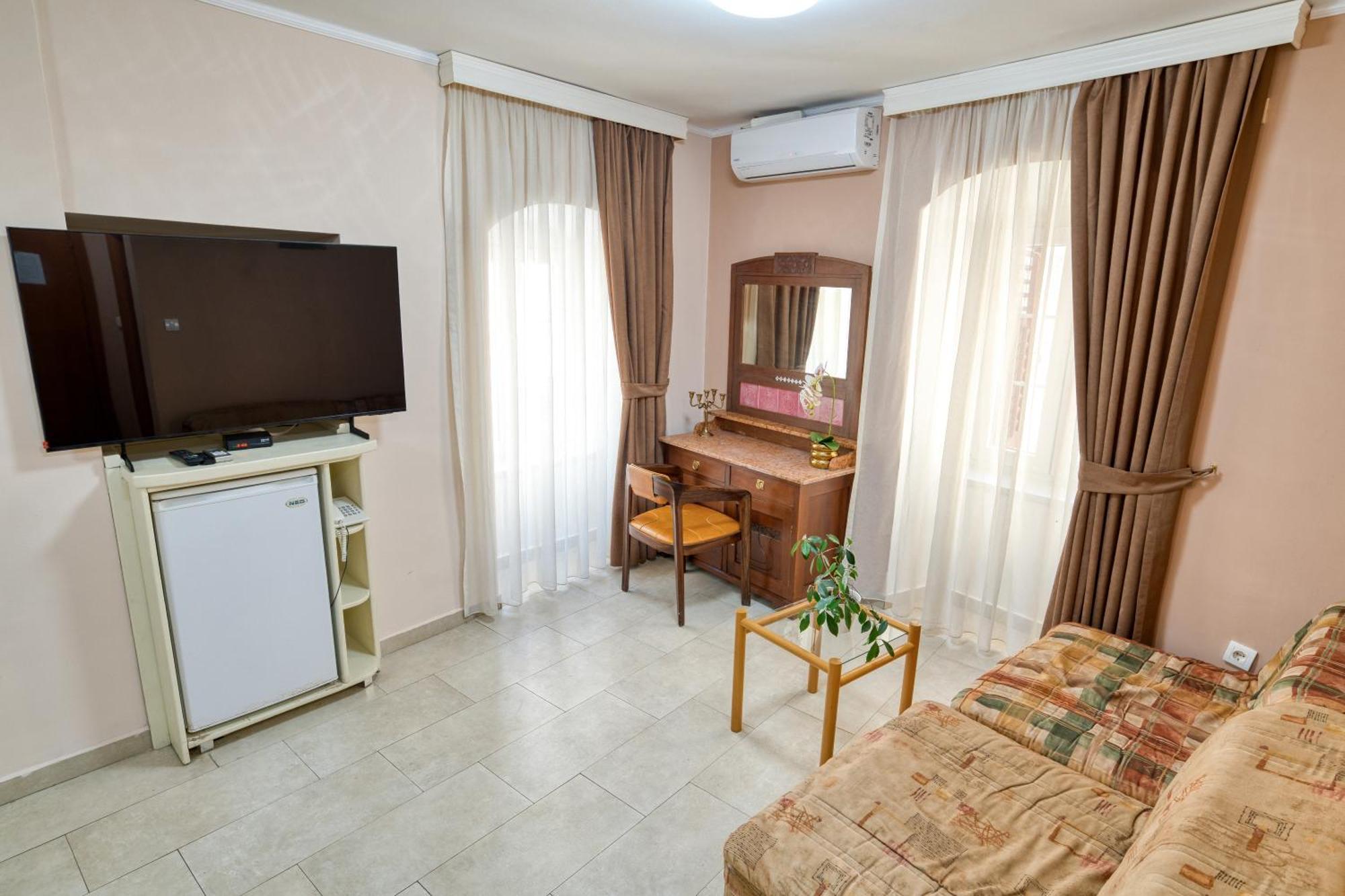 Hotel Rendez Vous Kotor Eksteriør billede
