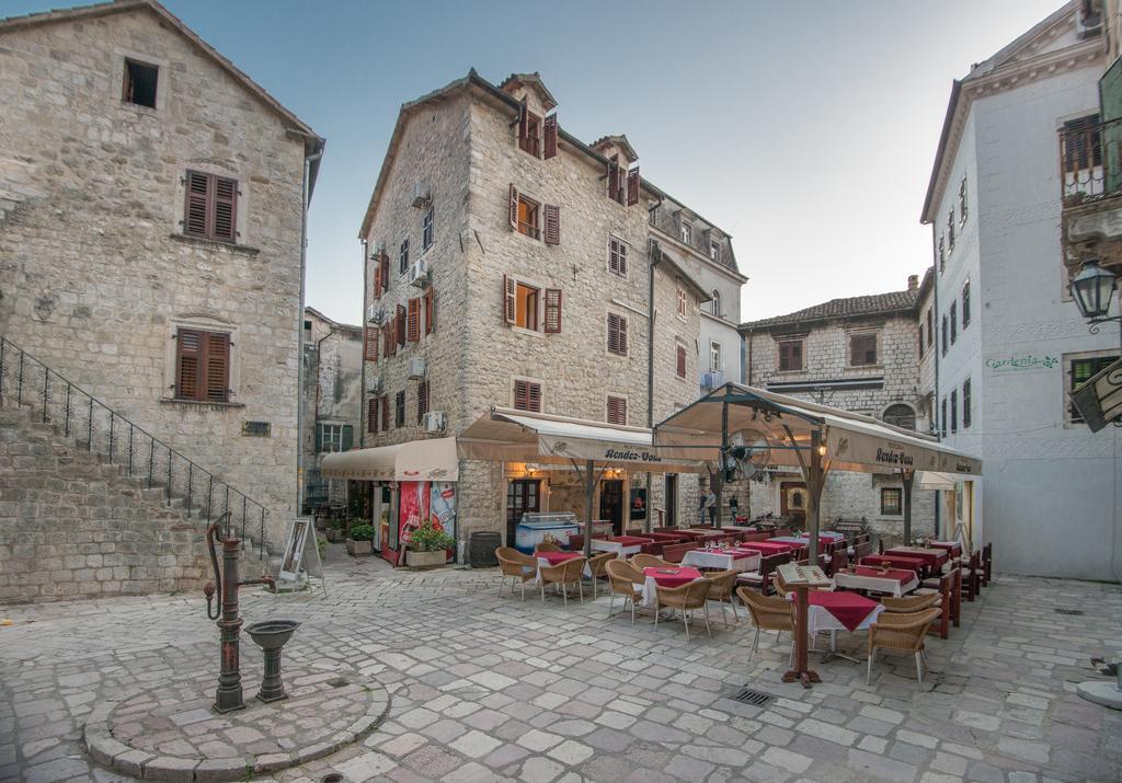 Hotel Rendez Vous Kotor Eksteriør billede