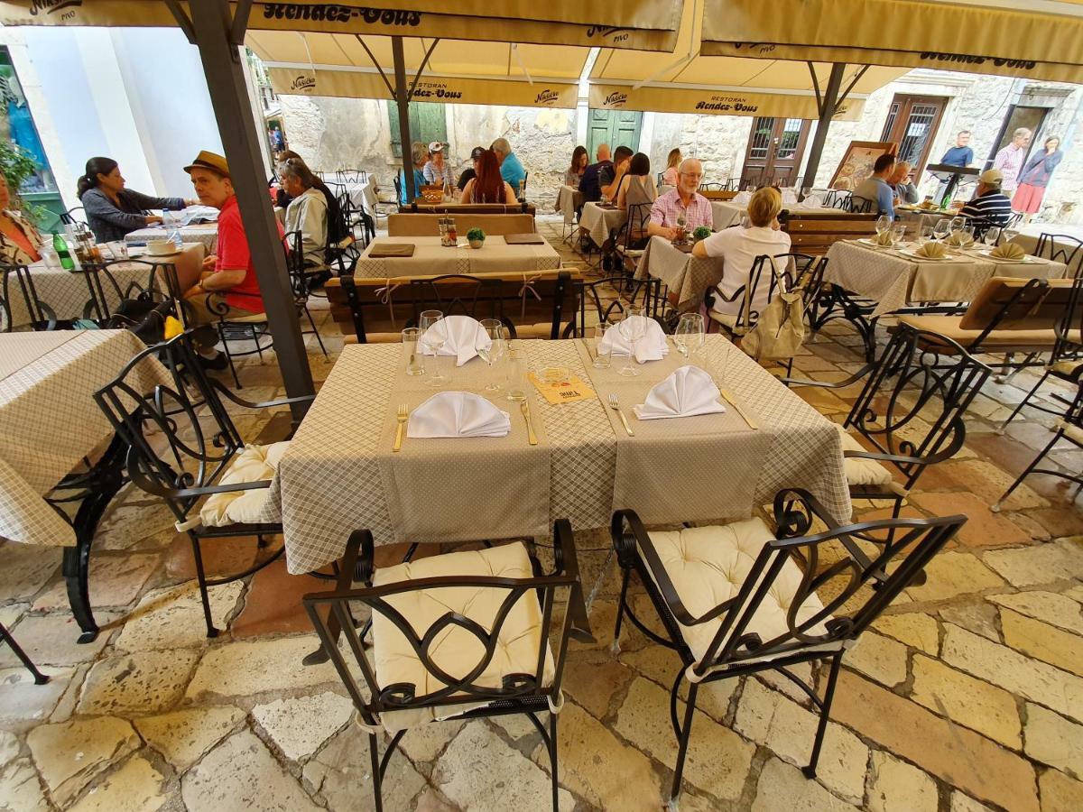 Hotel Rendez Vous Kotor Eksteriør billede